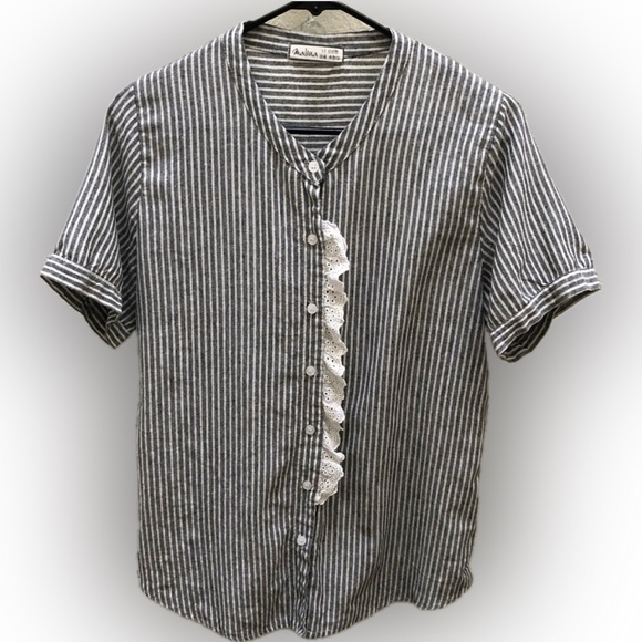 malina Tops - Malina | Gray and white striped shirt sleeved blouse with trim detail